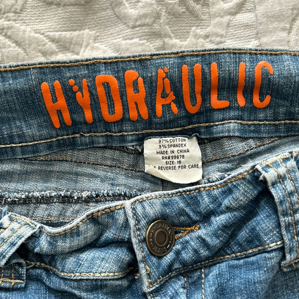Hydraulic size 16 blue jeans